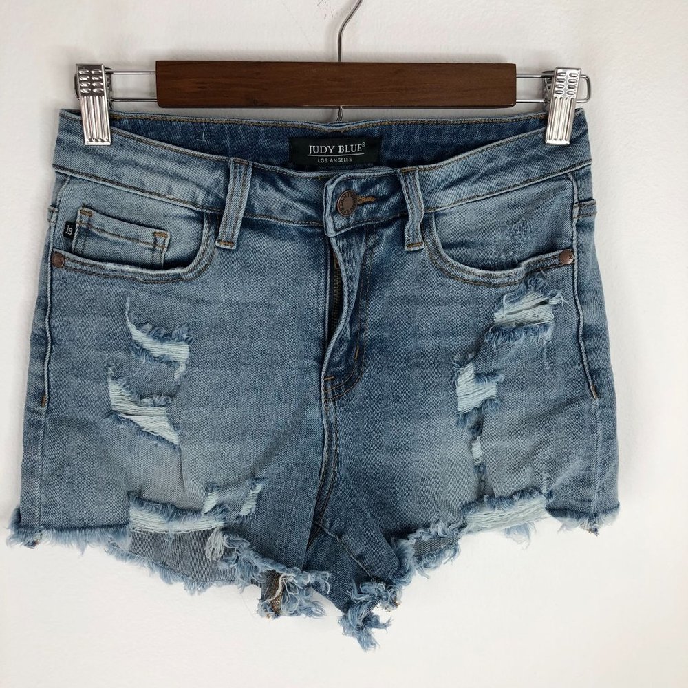 Judy Blue Women Frayed Hem Distressed Light Wash Denim Jean Shorts Size Small
